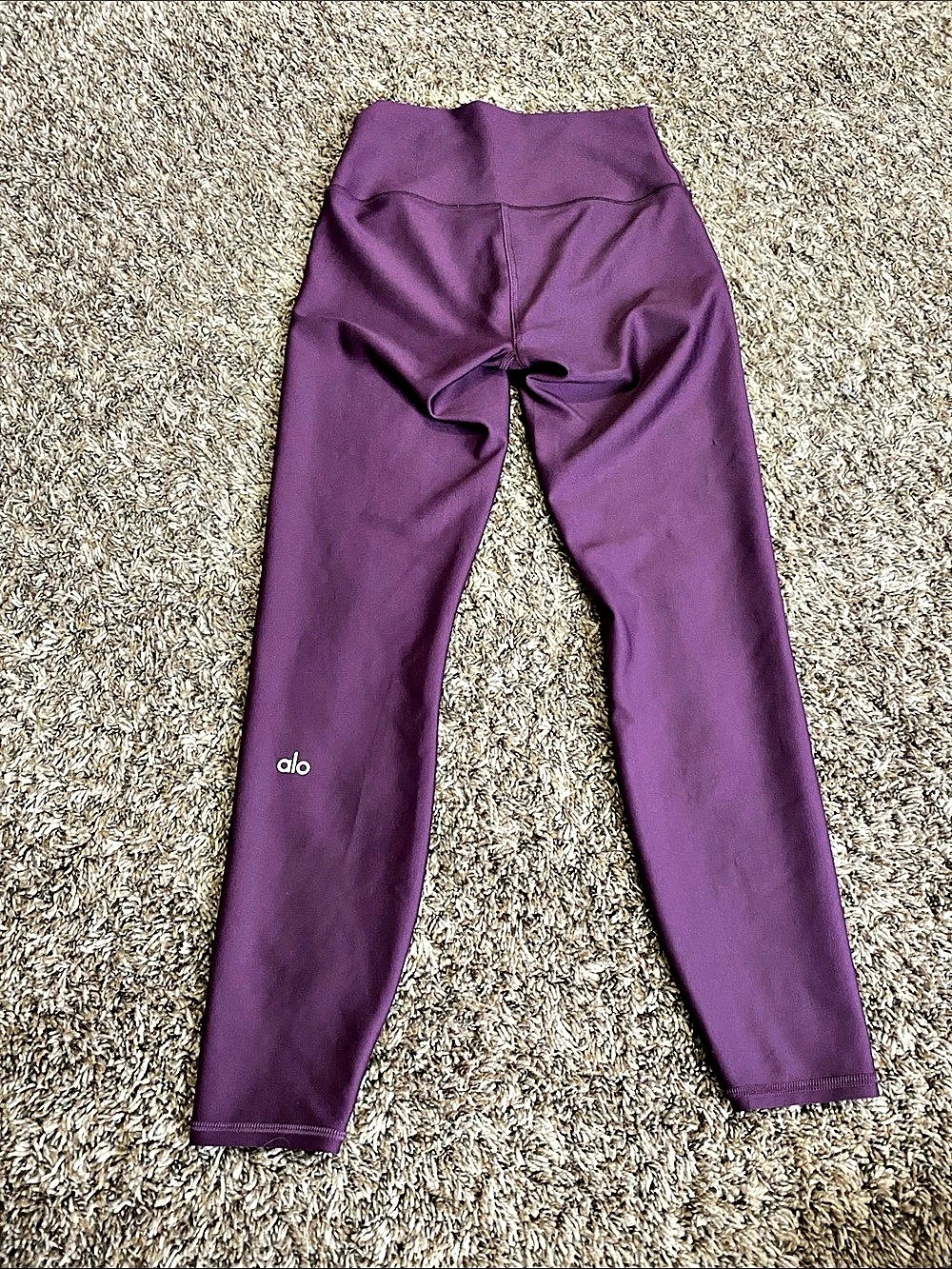 Alo High Rise Leggings in Purple Small Like New